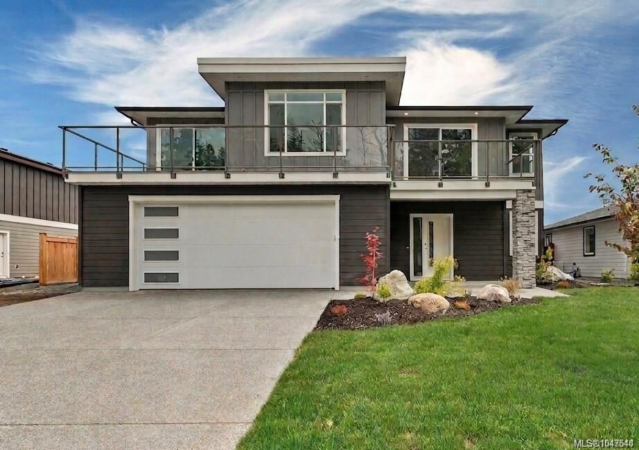 Property Photo: 237 Walworth Rd S BC V9W 0J3