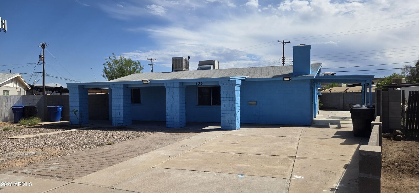 Property Photo: 435 S Mulberry -- AZ 85202