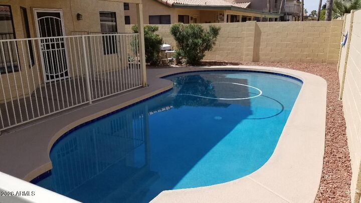 Property Photo:  98 E Evelyn Lane  AZ 85284 