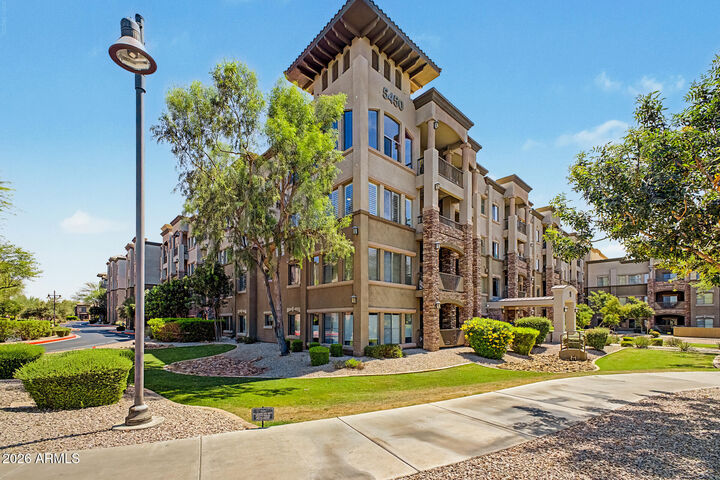 Property Photo: 5450 E Deer Valley Drive 1006 AZ 85054