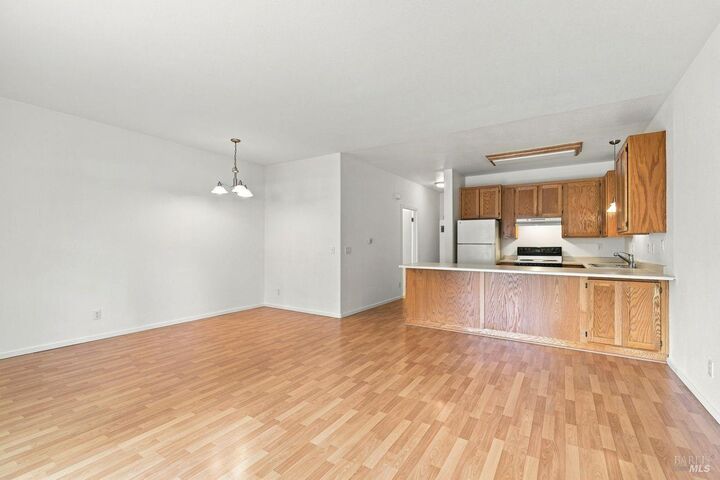 Property Photo: 2420 Edgewater Drive 15 CA 95407