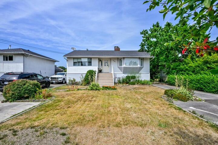 Property Photo: 14677 111 Avenue BC V3R 2C2
