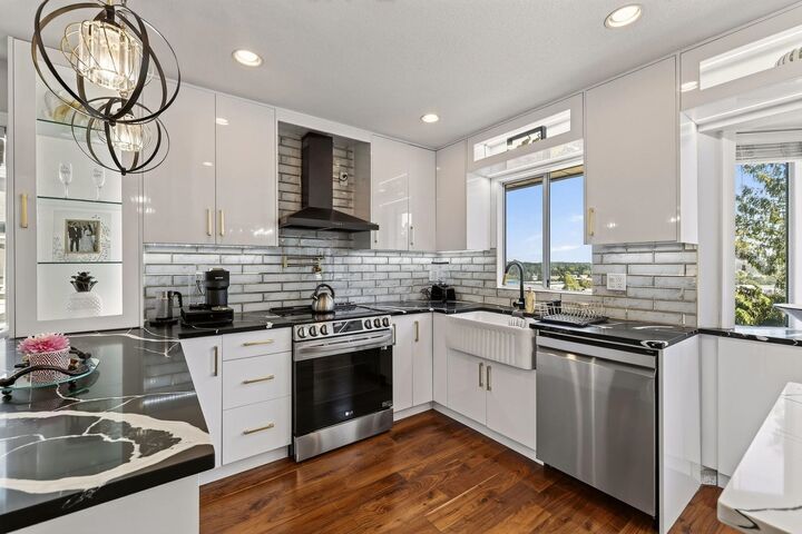 Property Photo: 187 Warrick Street BC V3K 6C1