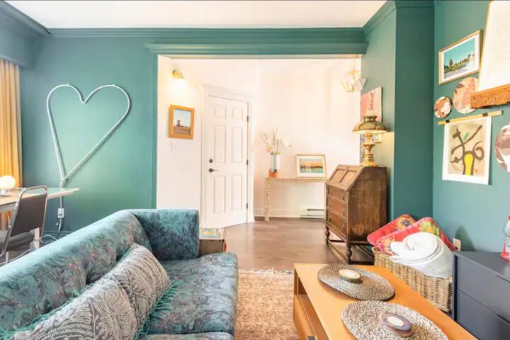 Property Photo:  524 E 12th Avenue Main  BC V5T 2H5 