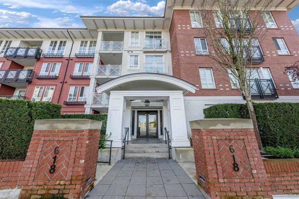 Property Photo: 618 Como Lake Avenue 109 BC V3J 0G1