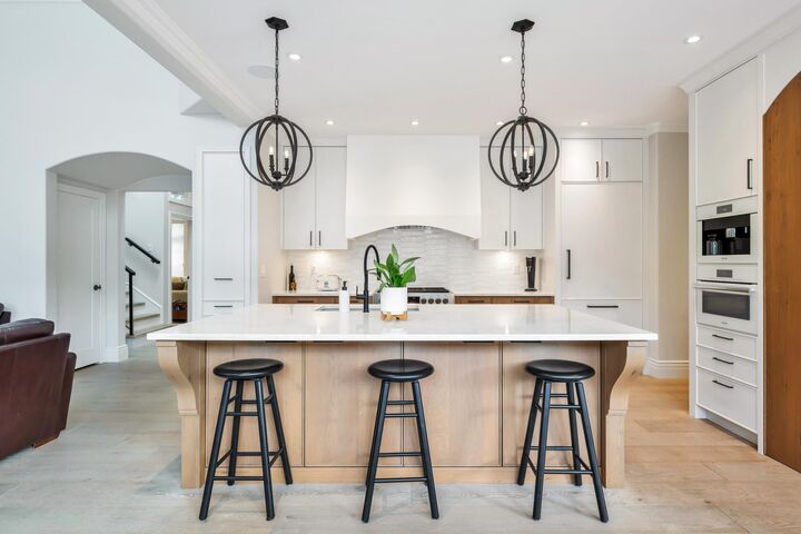 Property Photo: 16266 High Park Avenue BC V3Z 0H5