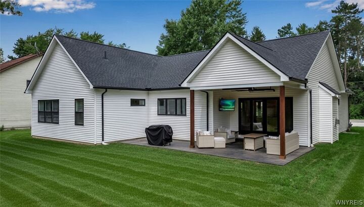 Property Photo: 799 Casey Road NY 14051