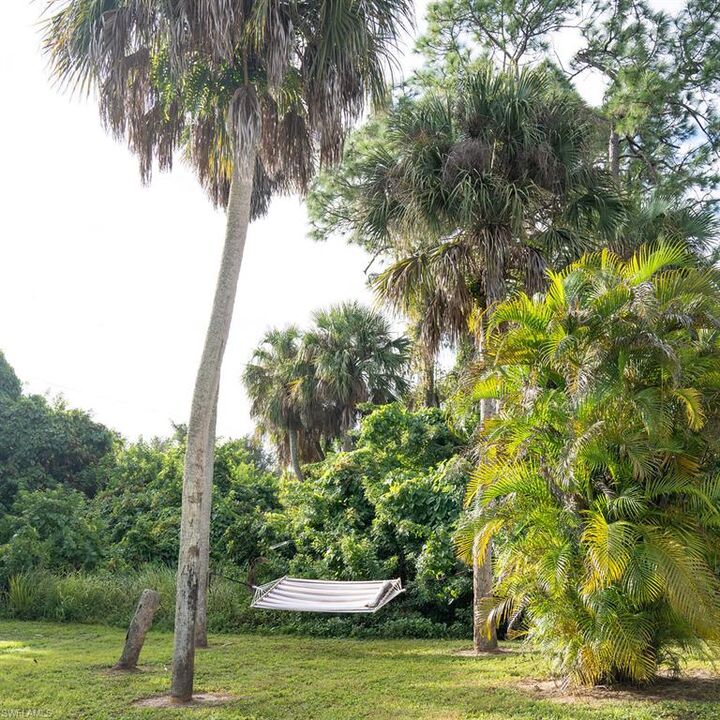 Property Photo: 6048 Joplin Ave FL 33905