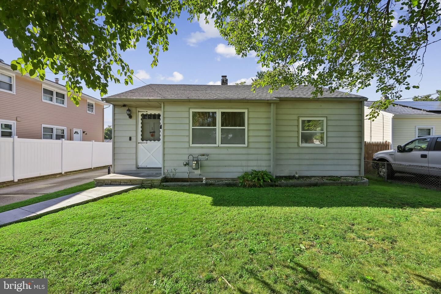 Property Photo:  704 W Evesham Road  NJ 08029 