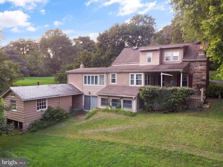 Property Photo:  2155 Morgan Hill Road  PA 18042 