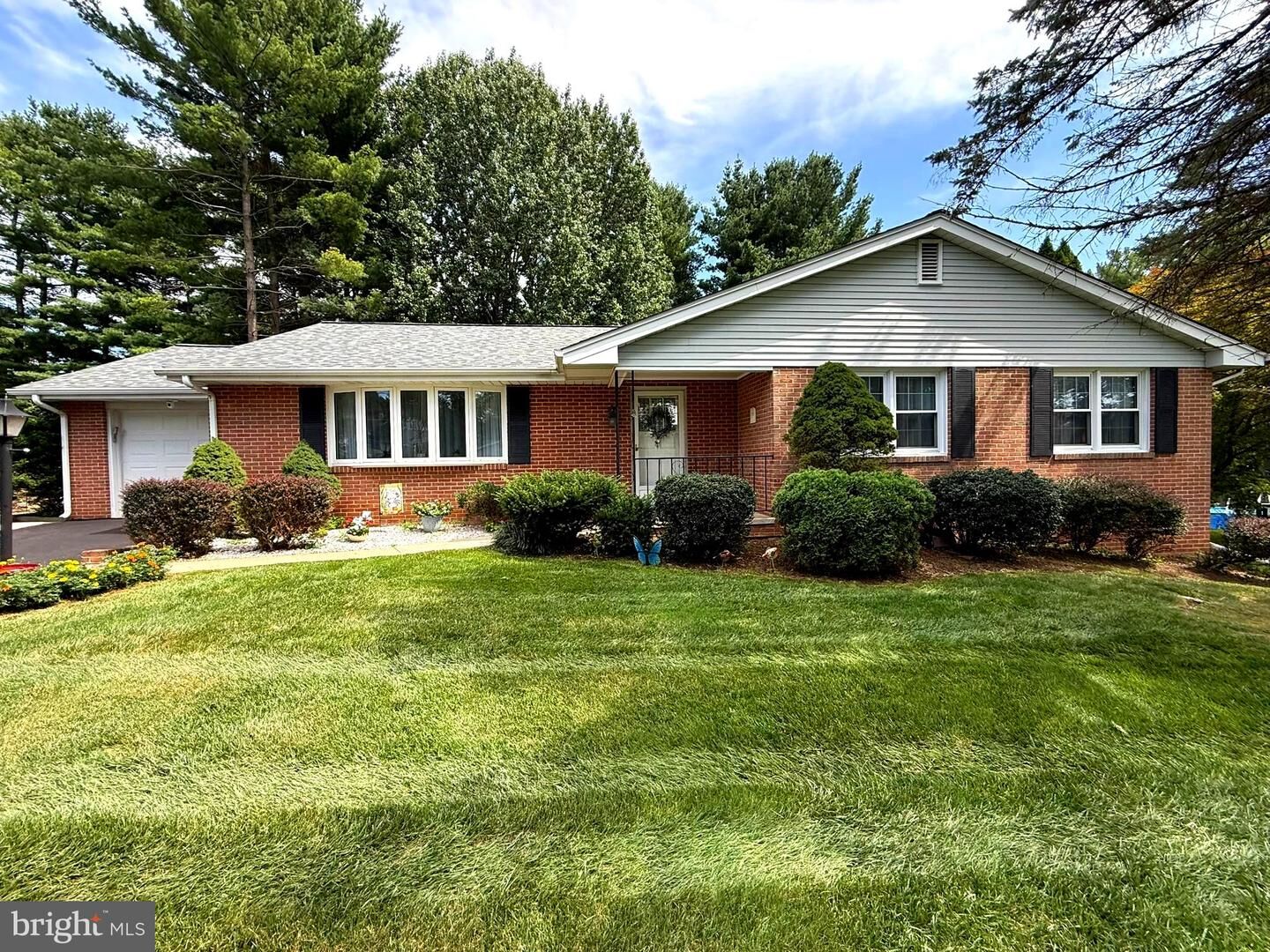 Property Photo: 703 Fairfield Avenue MD 21157
