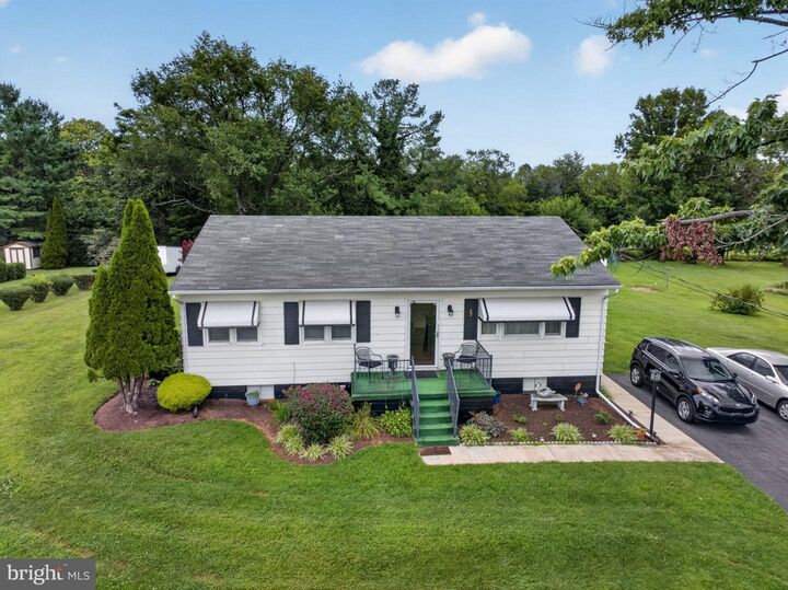 Property Photo: 9005 Charles Town Road WV 25414