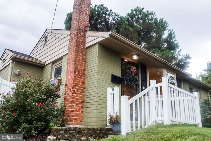 Property Photo: 323 Mount Vernon Avenue NJ 08021