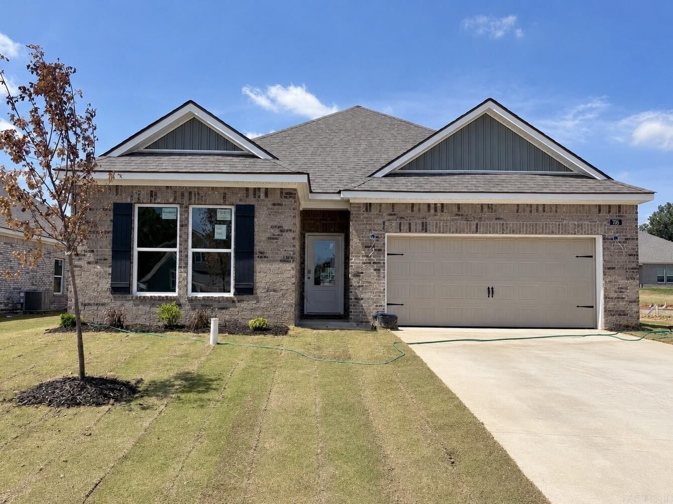 Property Photo: 705 Edgemont Circle AR 72405