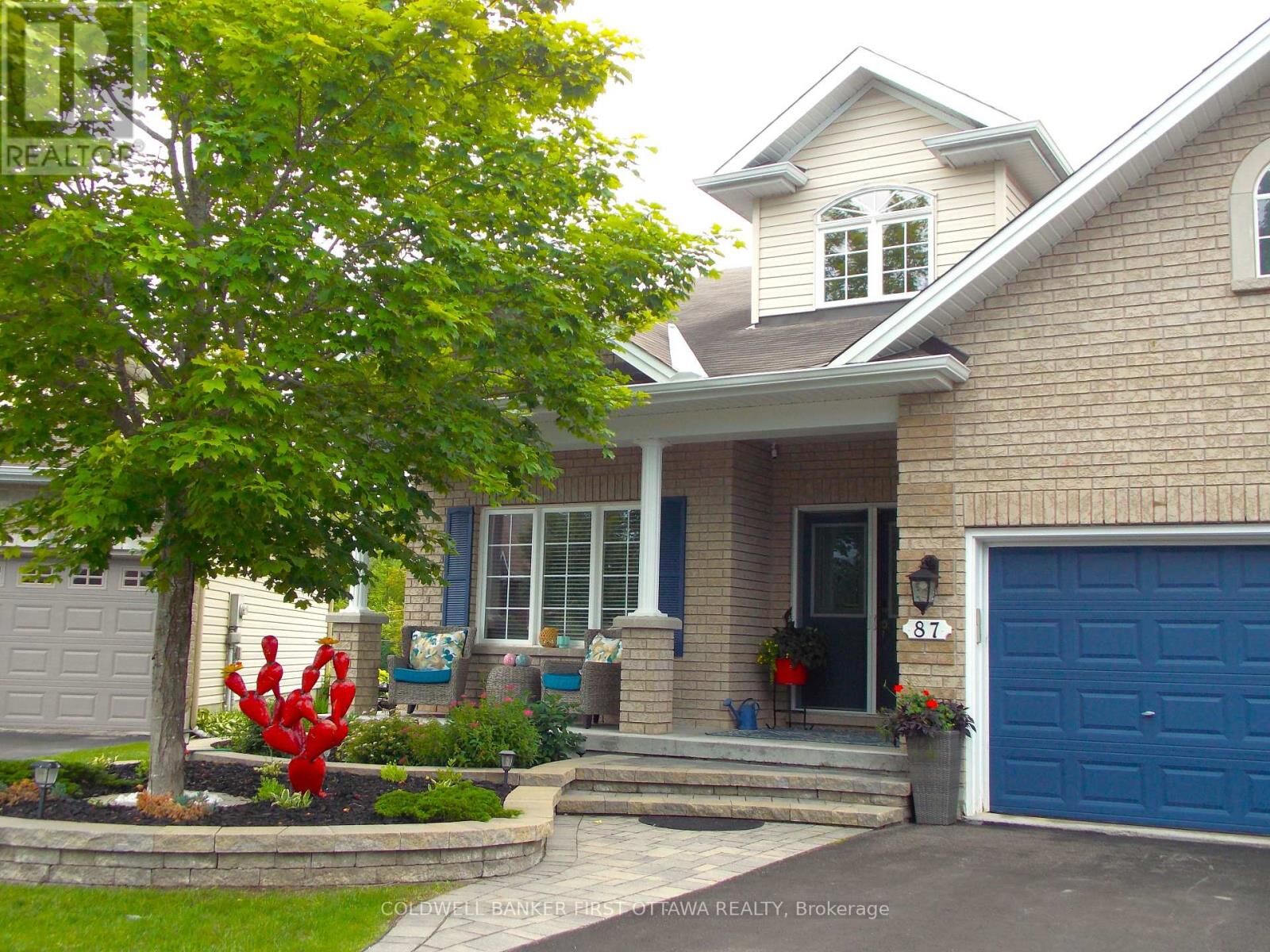 Property Photo: 87 Wolff Crescent ON K7S 0C1