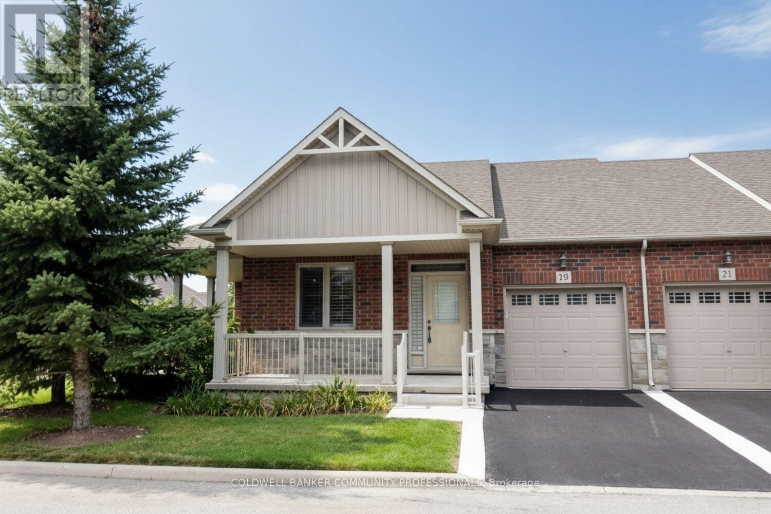 Property Photo: 19 Stickland Lane ON L0R 1C0