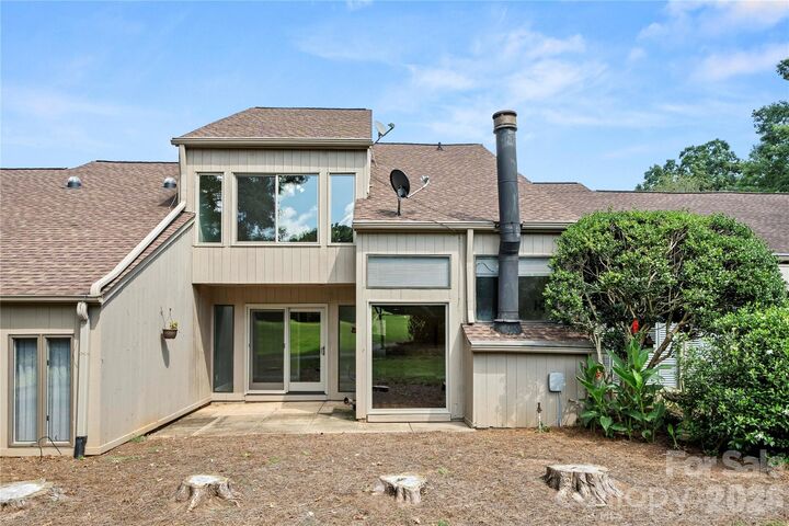 Property Photo: 102 Ridgeport Road SC 29710