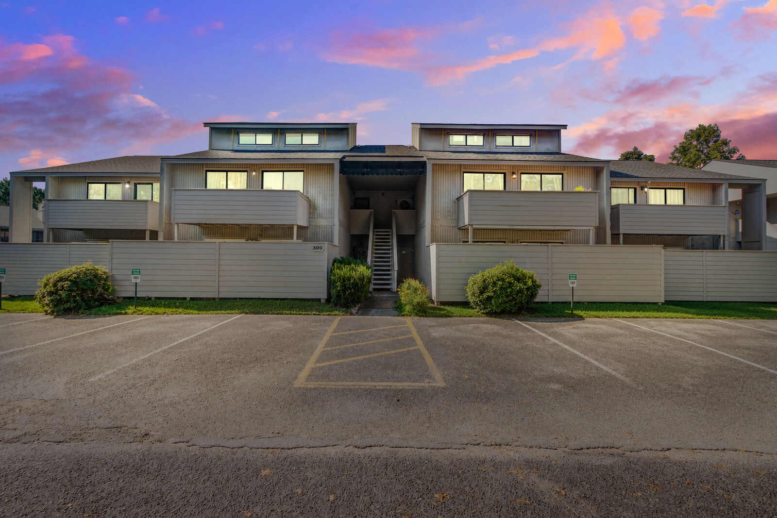 Property Photo:  307 Greenmeadow Drive  SC 29445 