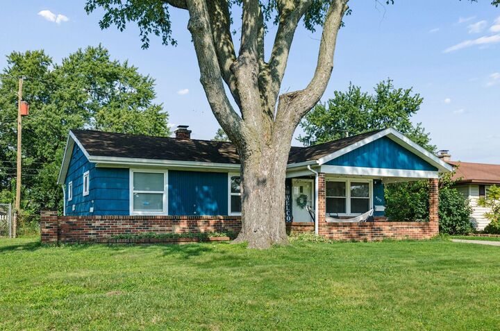 Property Photo:  4359 Maplegrove Drive  OH 43123 