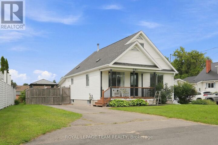 Property Photo:  604 County Road 2  ON K0E 1E0 