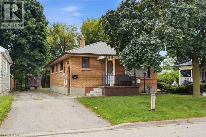 Property Photo:  16 Mintern Avenue  ON N3S 1K6 