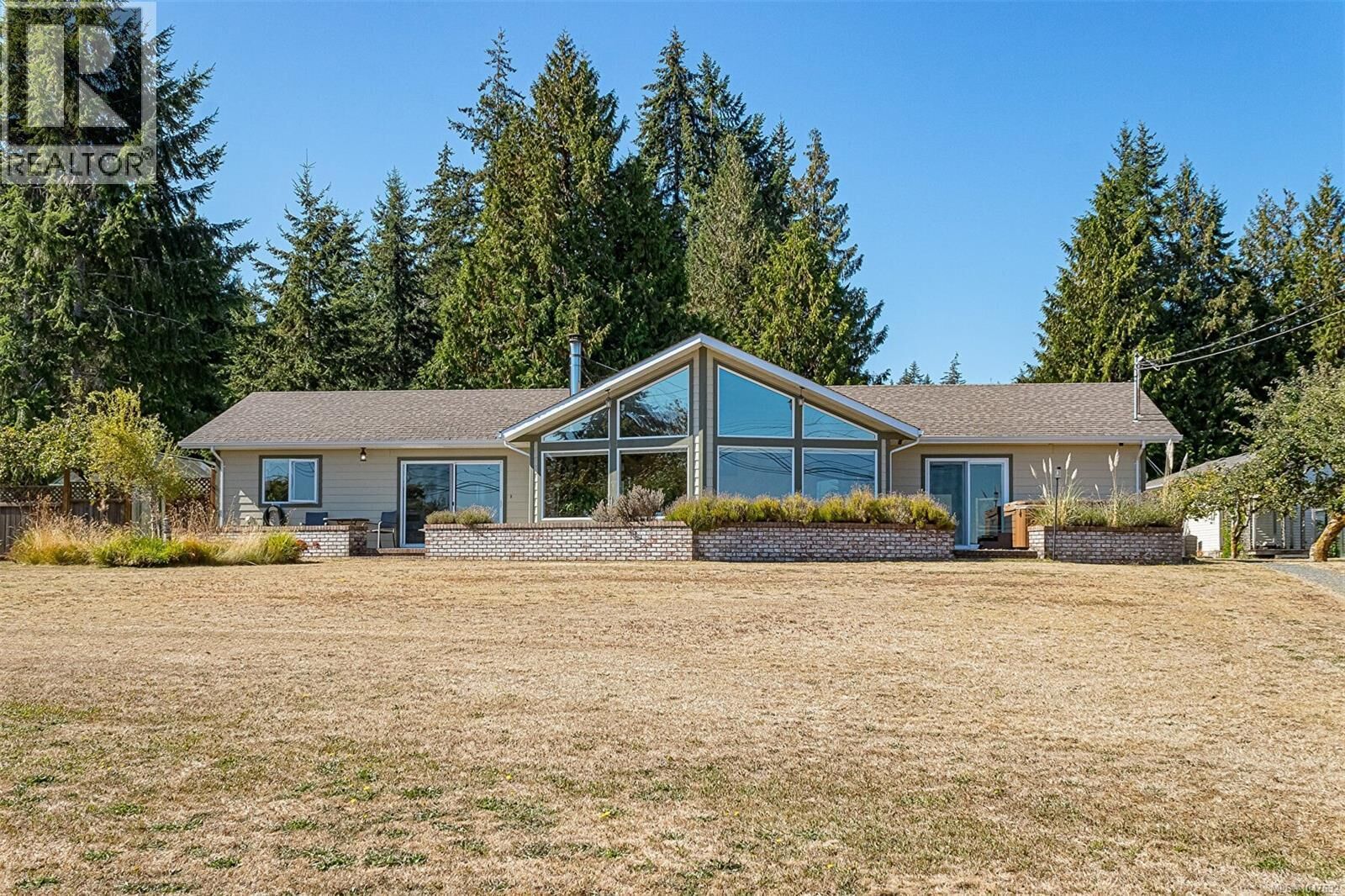 Property Photo: 6780 Island Highway West BC V0R 1G0