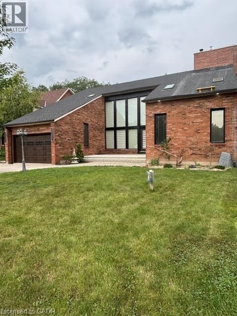 105 Maple Drive 2 — photo 1