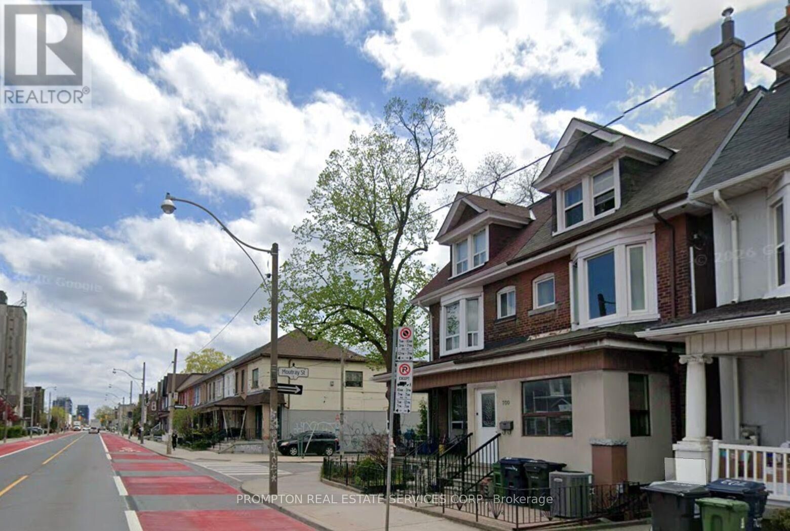 Property Photo:  700 Dufferin Street  ON M6K 2B7 