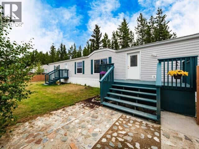 Property Photo: 413-989 Range Road YT Y1A 6K1