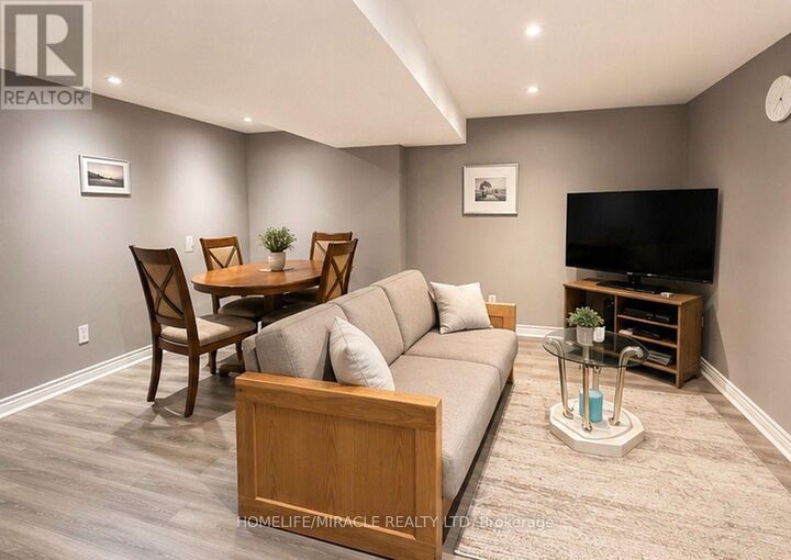 Property Photo: 5437 Royal Aberdeen Drive #Bsmt ON L4Z 3W2