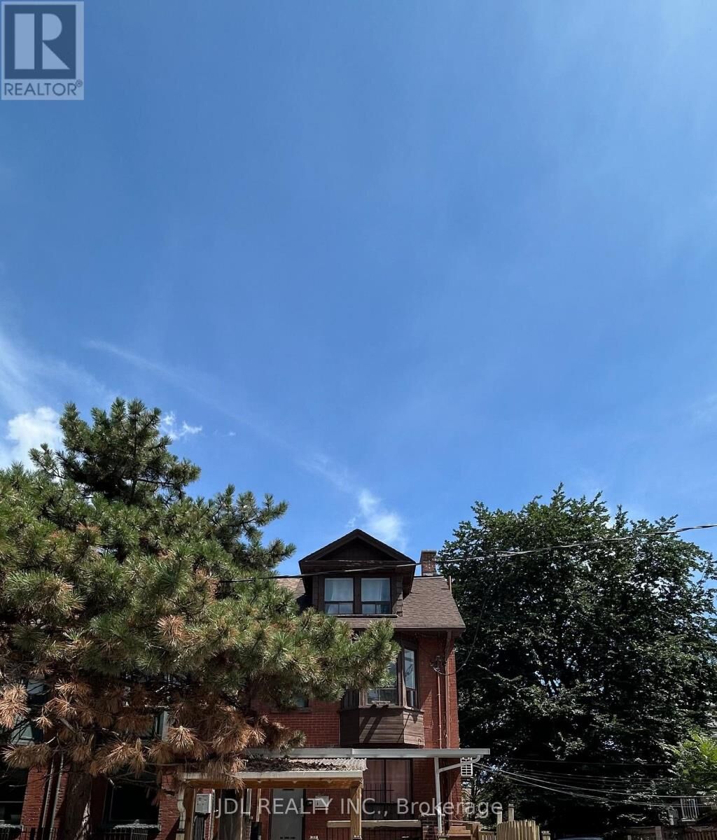 Property Photo: 3 Pembroke St Street ON M5A 2N6