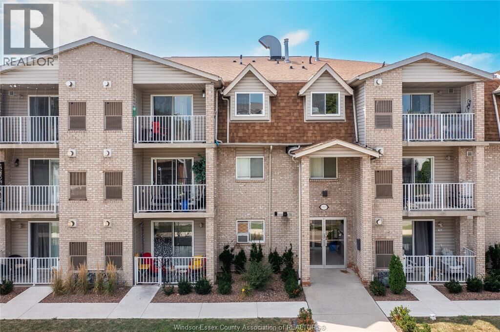 Property Photo:  1323 Langlois Avenue 204  ON N8X 4L8 
