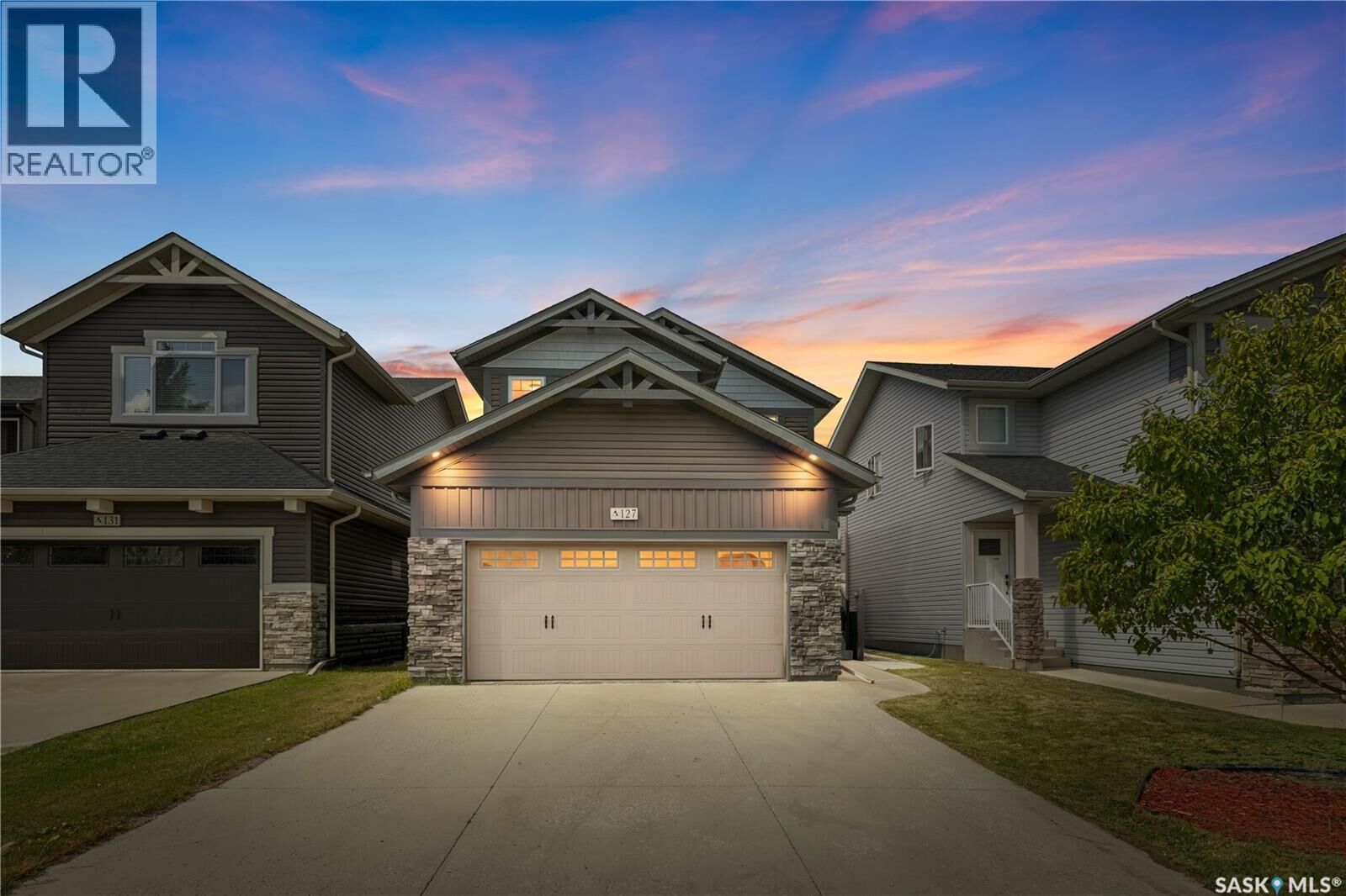 Property Photo: 127 Dagnone Lane SK S7V 0P6