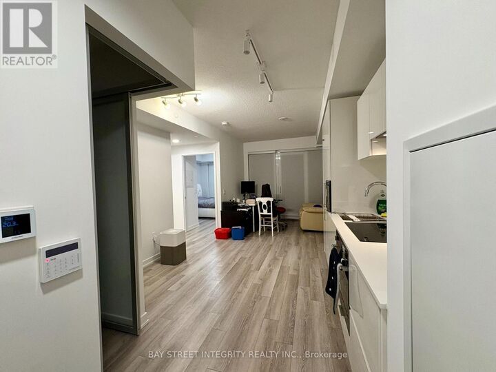 Property Photo: 121 St Patrick Street 1009 ON M5T 0B8