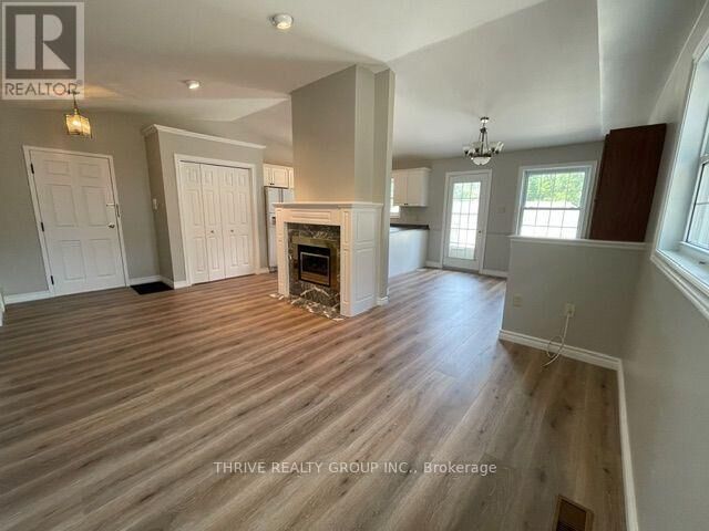 Property Photo: 199 Talbot Street West D ON N5H 1J9