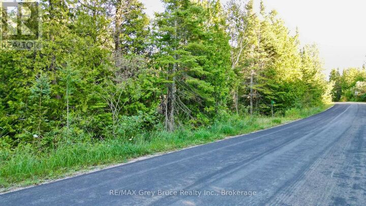 Property Photo:  8 Devils Glen  ON N0H 1X0 