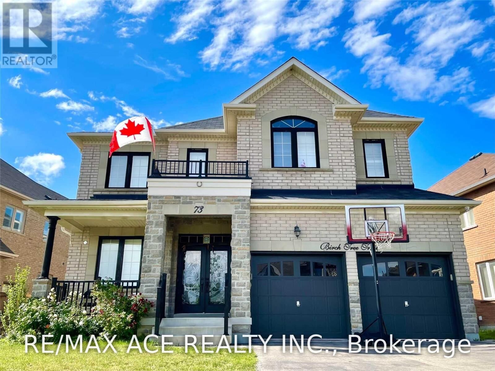 Property Photo:  73 Birch Tree Trail Upper  ON L6P 3V5 