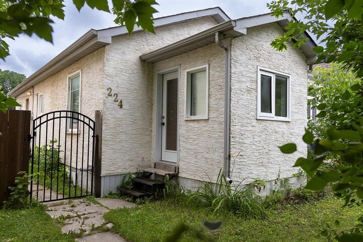 224 Hartford Avenue — photo 1