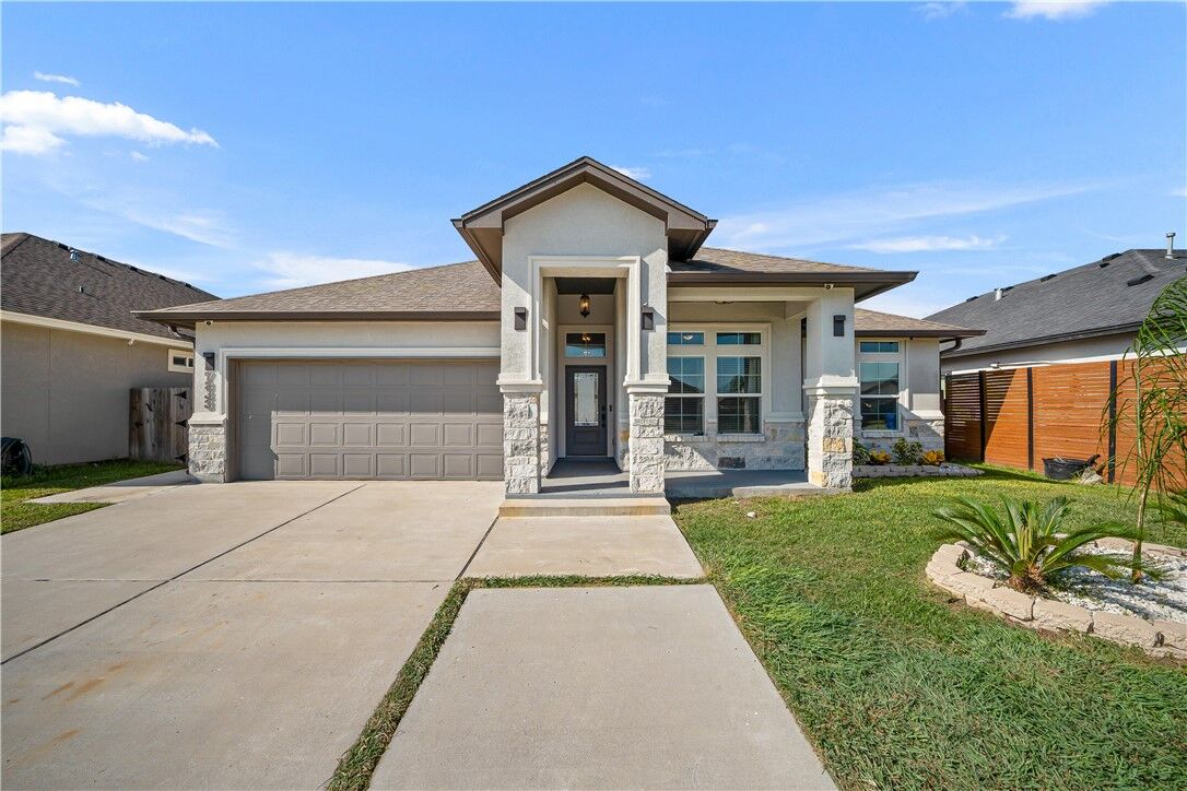 Property Photo: 7233 Latitude Street TX 78414