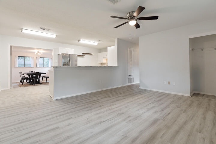 Property Photo:  203 22nd Street  FL 32578 