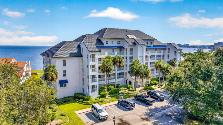 Property Photo:  25 Players Club 25  FL 32550 