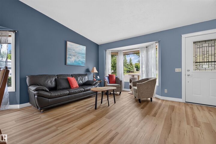 Property Photo:  4211 47 Avenue  AB T4X 1H1 