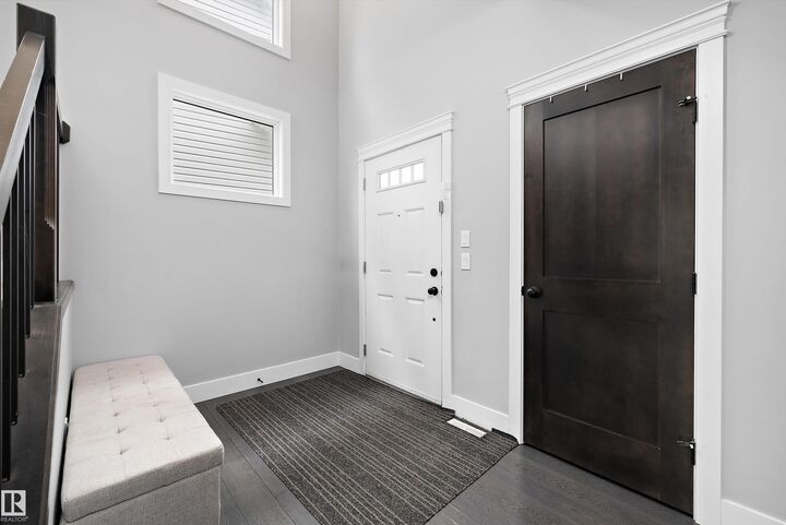 Property Photo:  7656 182 Avenue NW  AB T5Z 0L8 