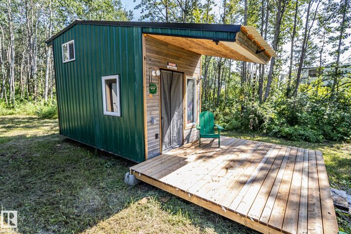 Property Photo:  347, 58532 Range Rd 113  AB T0A 3A0 