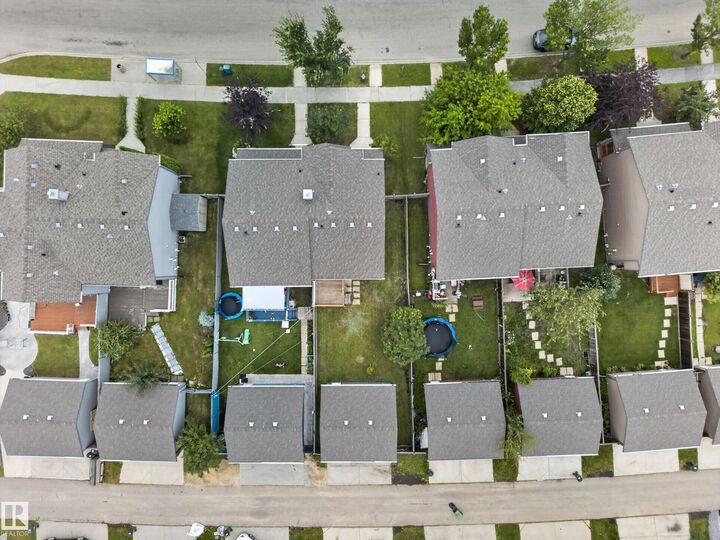 Property Photo:  2115 32 Street NW  AB T6T 0K4 