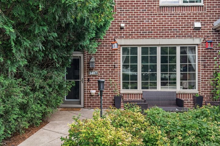 Property Photo: 1407 Naples Avenue MN 55322