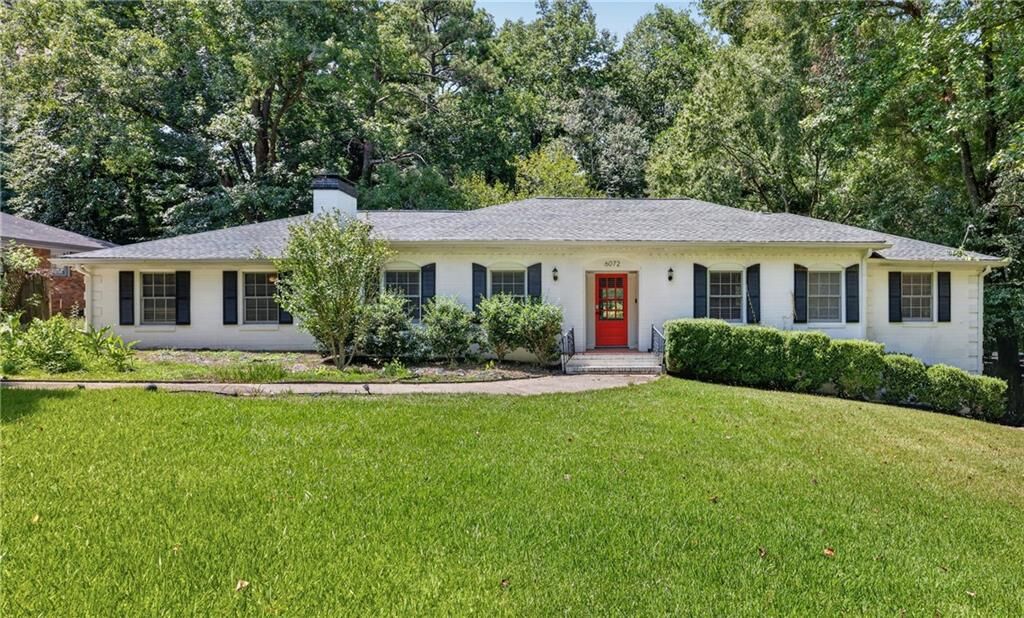 Property Photo: 6072 Labama Drive SW GA 30126