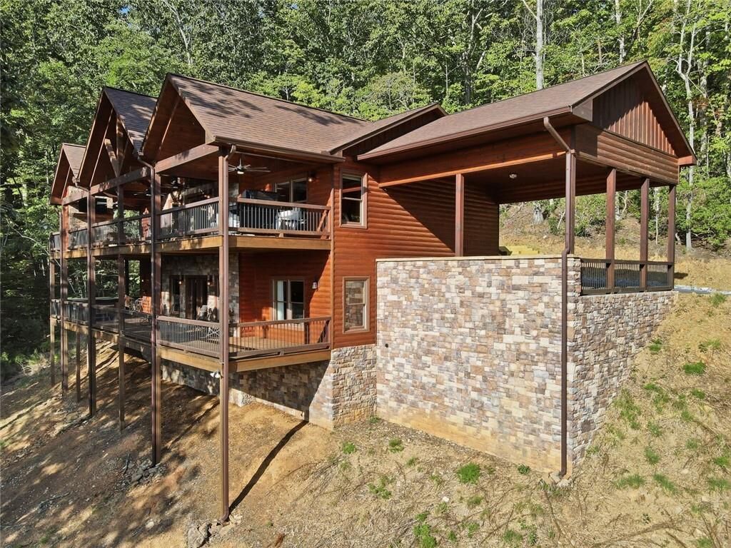 Property Photo:  175 Stuart Drive  GA 30559 