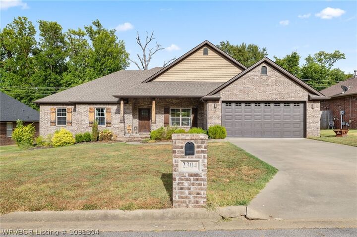 Property Photo: 2304 Vail Drive AR 72956
