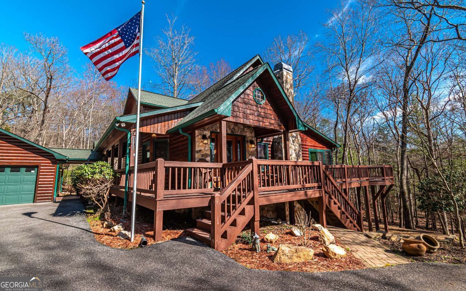 Property Photo:  202 Shepherds Ridge  GA 30560 